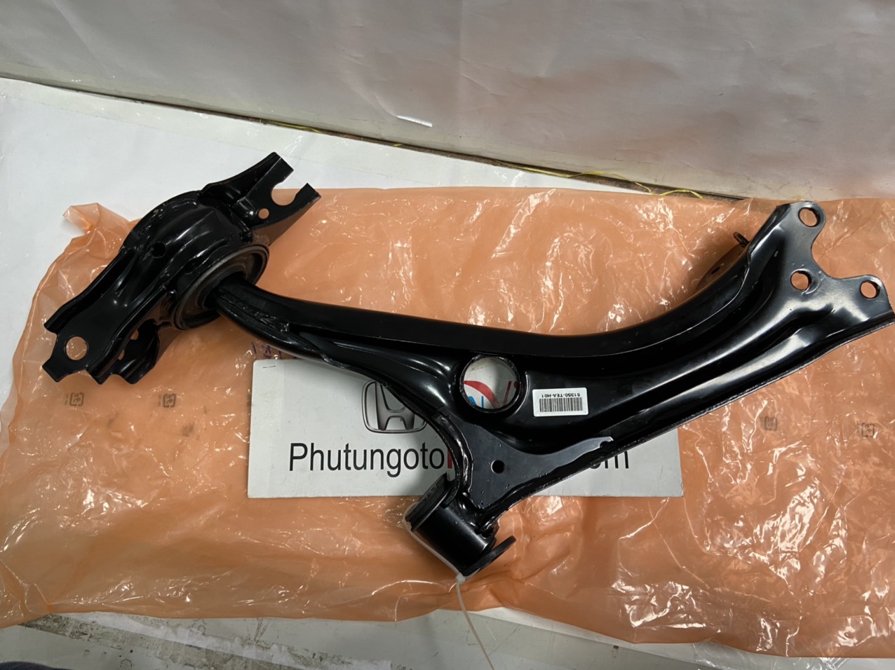 Càng A xe Honda CIVIC 2016-2022